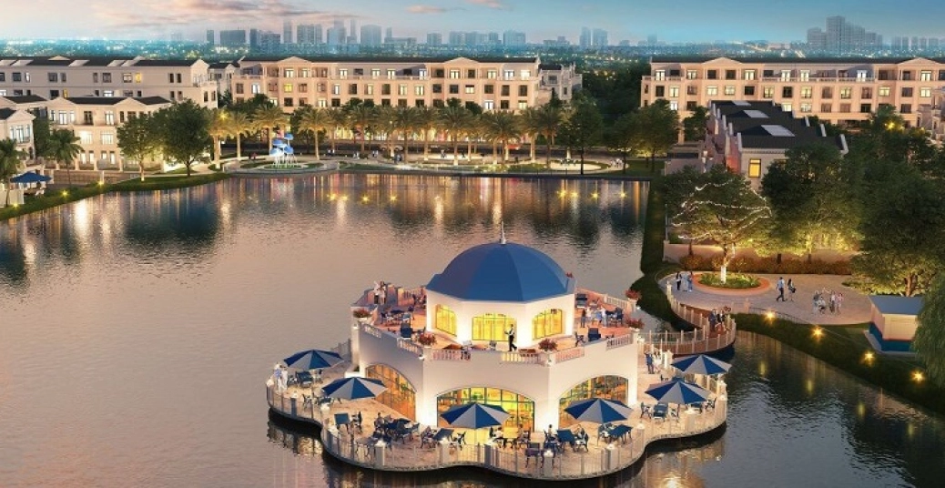 <ul>
	<li><b>CHỦ ĐẦU TƯ</b>: Tập đoàn Vingroup</li>
	<li><b>NHÀ THẦU</b>: Công ty Cổ phần đầu tư xây dựng Đăng Sơn</li>
	<li><b>TƯ VẤN / GIÁM SÁT</b>: Công ty Cổ phần Vinhomes</li>
	<li><b>QUY MÔ DỰ ÁN</b>: 49,2 ha</li>
	<li><b>MÔ TẢ</b>: Vinhomes Marina Hải Phòng là khu đô thị mang phong cách Địa Trung Hải đầu tiên xuất hiện tại 'Thành phố Hoa Phượng đỏ'. Dự án được kỳ vọng sẽ trở thành biểu tượng mới cho lối sống thời thượng của cộng đồng doanh trí thành đạt trong tương lai Mặt bằng dự án Vinhomes Marina Hải Phòng tại đường Cầu Rào 2 quy hoạch với tổng diện tích 49,2ha, mật độ xây dựng thấp, trong đó, khu đô thị được chia thành các phân khu sau: Sao Biển, Ngọc Trai, San Hô, và Hải Âu Vinhomes Marina, là một khu đô thị sinh thái đẳng cấp tại thành phố Cảng, tích hợp hệ sinh thái tiện ích đa dạng và cao cấp, mang thương hiệu Vinhomes. Được xem như là khu đô thị khép kín hoàn hảo nhất tại Hải Phòng, Vinhomes Marina cung cấp một loạt các tiện ích từ y tế, giáo dục đến mua sắm, vui chơi giải trí và cơ sở rèn luyện sức khỏe.</li>
</ul>