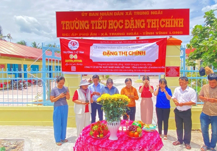 khanh-thanh-sua-chua-truong-tieu-hoc-dang-thi-chinh-uom-mam-the-he-tuong-lai-en